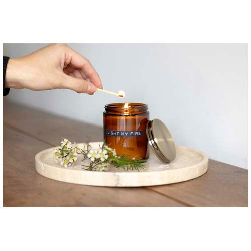 Vela perfumada mediana de madera de cedro "Wellmark" - imageMood2