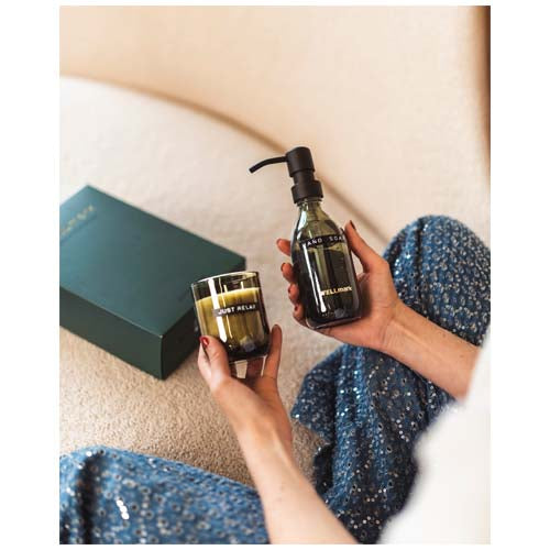 Dispensador de jabón de manos de 250 ml y juego de velas aromáticas de 150 g con fragancia de lino fresco "Wellmark Discovery - imageMood2