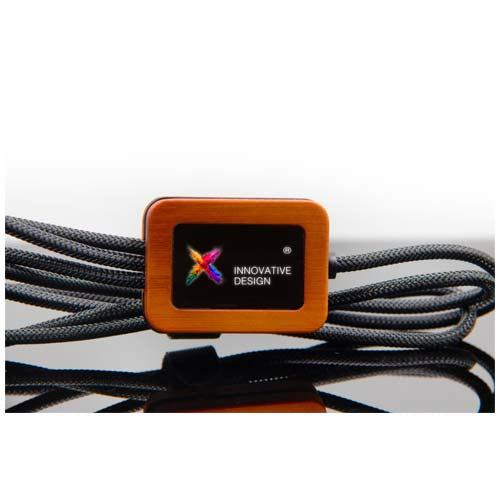 Cable de carga de 40 W 5 en 1 de PET reciclado con logo retroiluminado y estuche cuadrado de madera "SCX.design C38" - imageMood1
